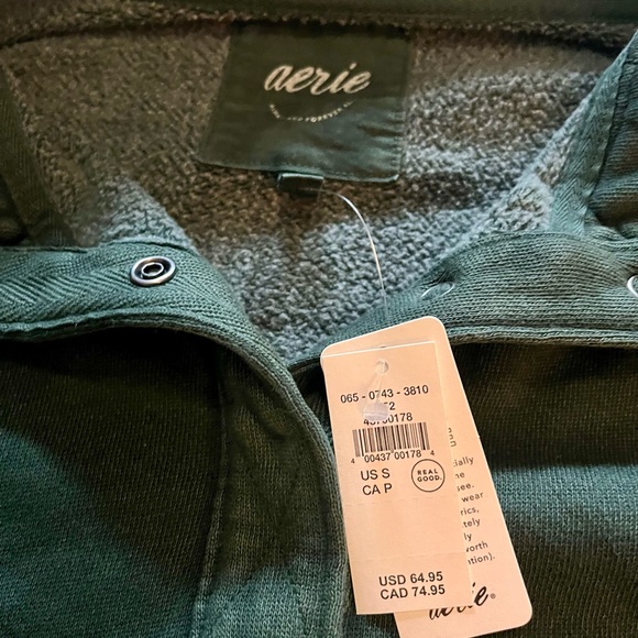 aerie Oh Snap! Women’s Green Sweater - Picture 3 of 3